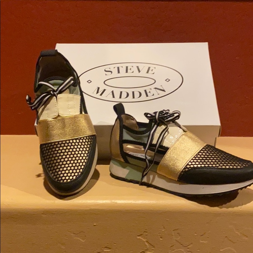Steve Madden sneakers
